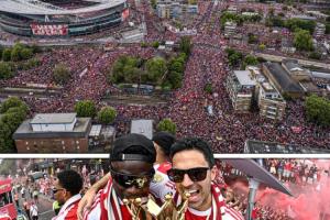 空前盛况！超150万人参加枪手英超夺冠游行，伦敦街头成红色海洋配图